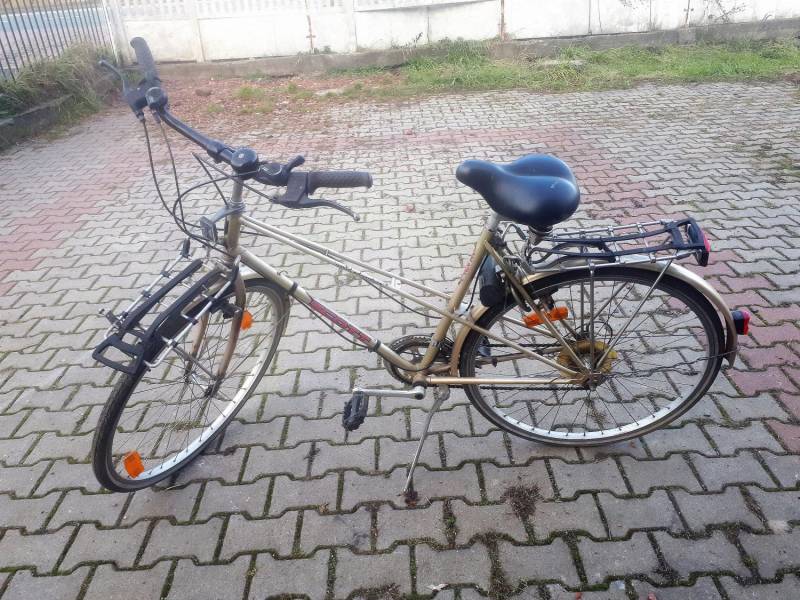 ox_sprzedam-holenderski-rower-damski-marki-gazelle