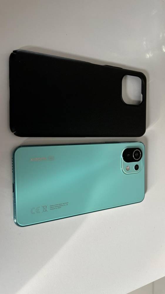 ox_sprzedam-xiaomi-mi-11-lite-5g-8gb-ram-128-gb-pamiec