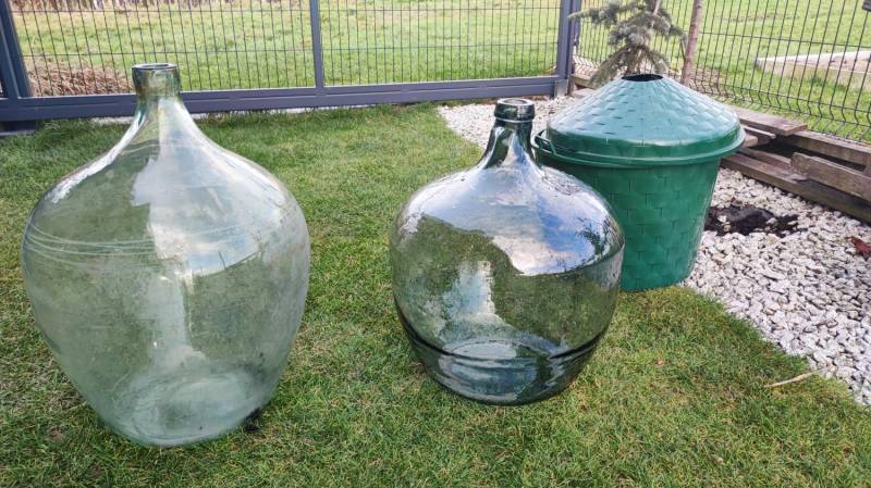 ox_sprzedam-dwa-balony-dymiony-na-wino-szklane-50l