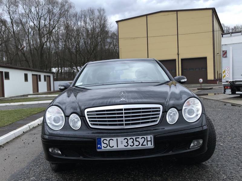 ox_mercedes-benz-w211-e200ngt-2004r-classic