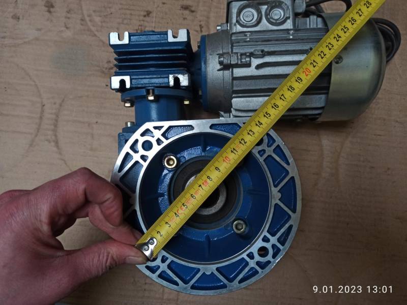 ox_motoreduktor-przekladnia-silnik-018kv-slimak-podajnik-okazja