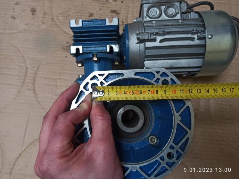 ox_motoreduktor-przekladnia-silnik-018kv-slimak-podajnik-okazja