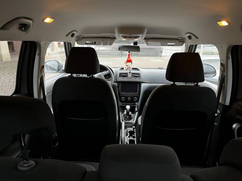 ox_skoda-yeti-tsi-18-4x4-160-km-niski-przebieg-prywatna-okazja-polecam