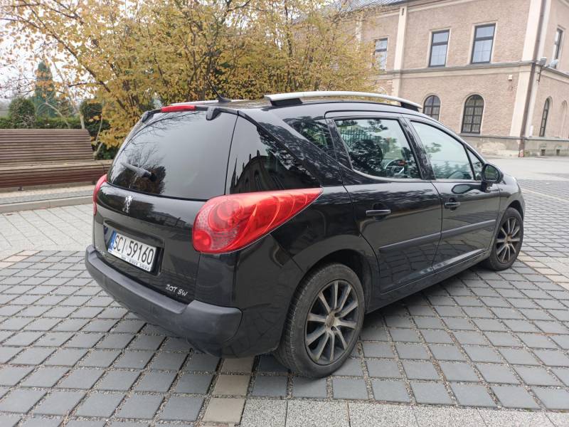 ox_peugeot-207-sw-16-hdi-panorama-2007r
