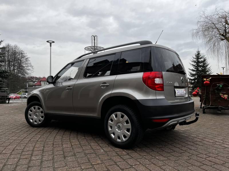 ox_skoda-yeti-2010-r-18-benz-tsi-suv-4x4-160-km-doinwestowana-z-domu