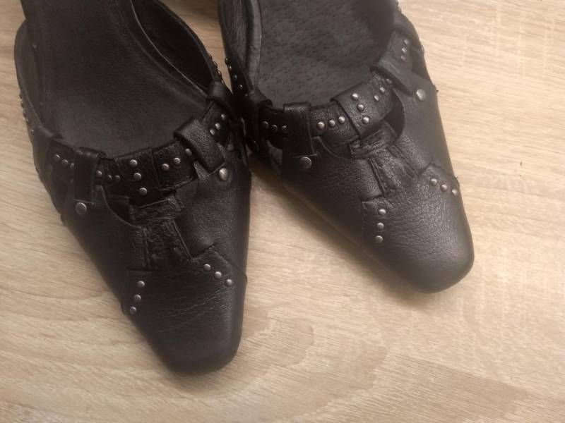 ox_buty-na-obcasie-czarne-skora-tamaris-rozmiar-38