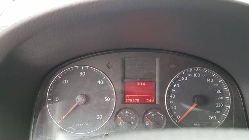ox_volkswagen-touran-19-tdi-7-mio-osobowy