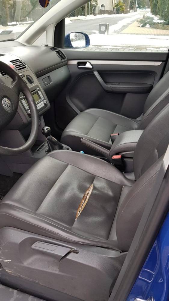 ox_volkswagen-touran-19-tdi-7-mio-osobowy