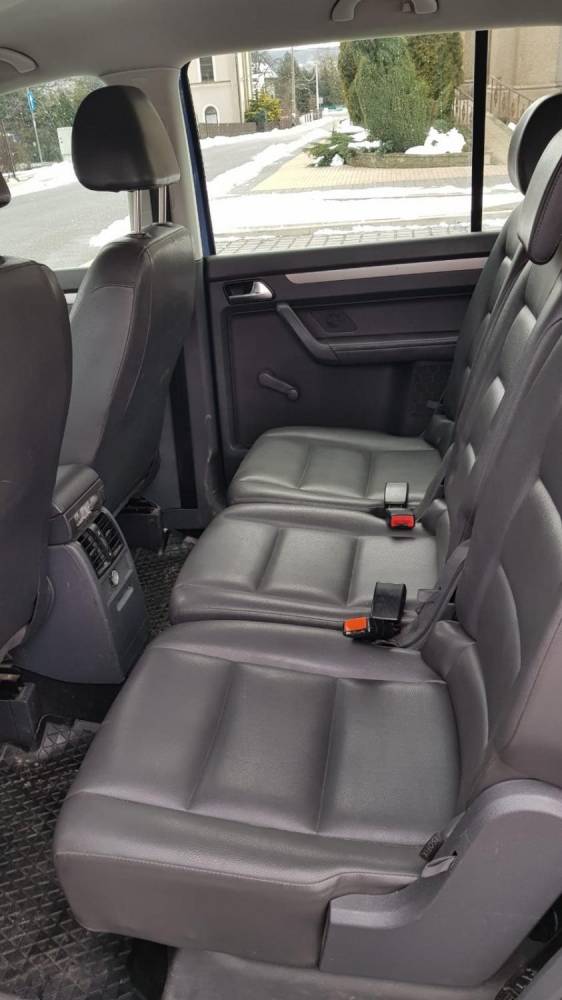 ox_volkswagen-touran-19-tdi-7-mio-osobowy