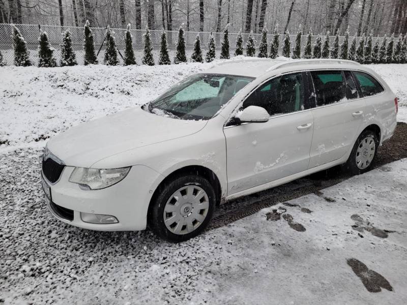 ox_skoda-superb-ii-kombi-4x4-20tdi-dsg-webasto