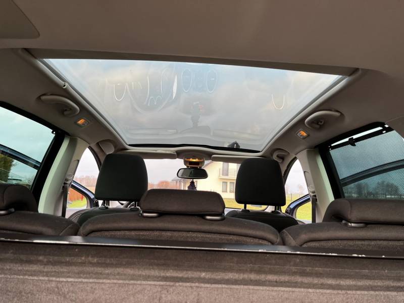 ox_peugeot-308-sw-2010-r-premium-16-benz-super-wyposazenie-z-domu
