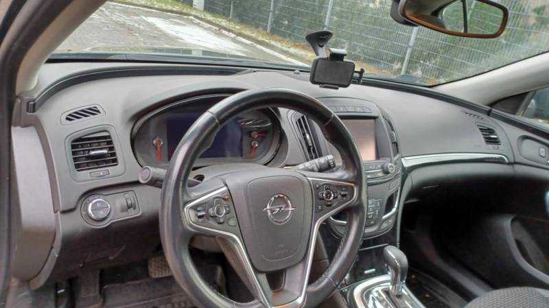 ox_opel-insignia