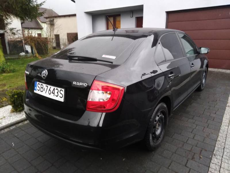 ox_skoda-rapid-2016r-sedan-12tsi-krajowy