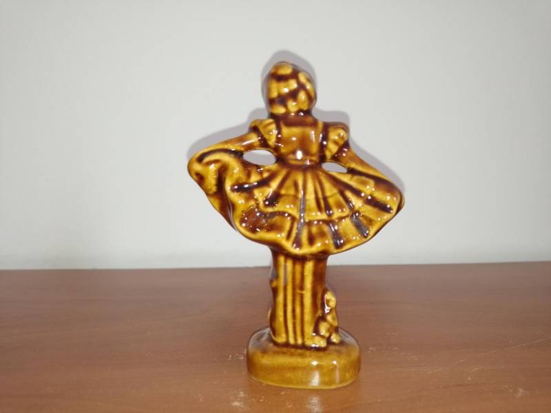 ox_figurka-baletnica-ceramiczna