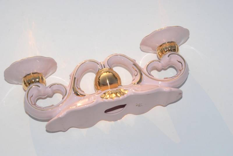 ox_stary-dwuramienny-swiecznik-z-porcelany-chodov