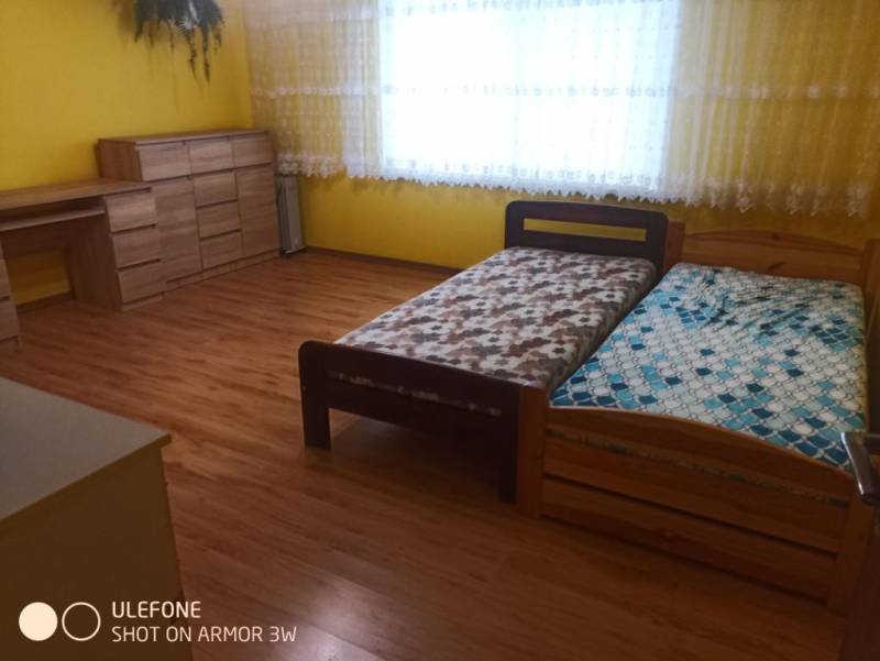 ox_polowa-domu-mieszkanie-93m2-po-remoncie-do-zamieszkania-dzialka-813m2