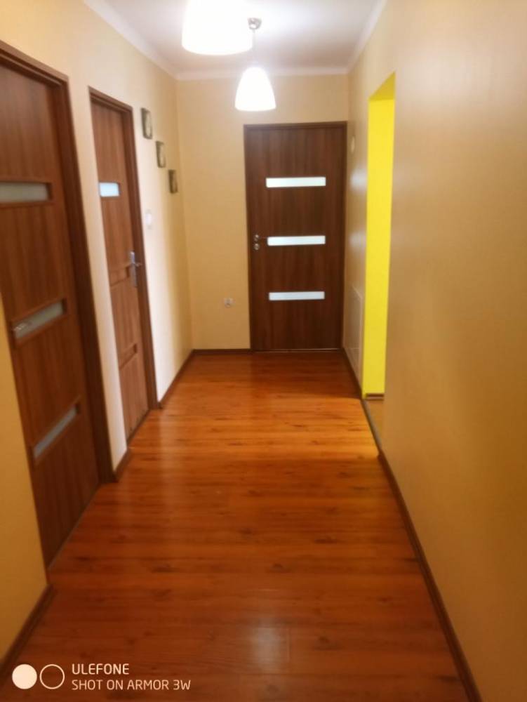 ox_polowa-domu-mieszkanie-93m2-po-remoncie-do-zamieszkania-dzialka-813m2