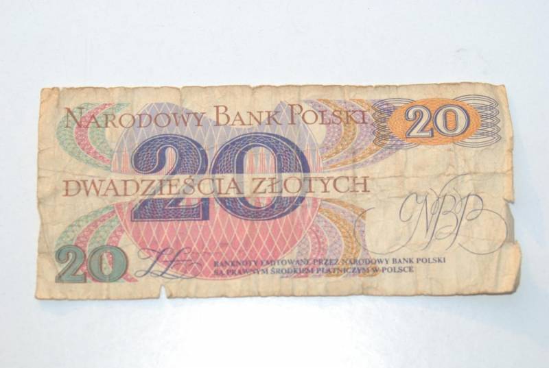 ox_stary-banknot-20-zlotych-traugutt-1982-antyk