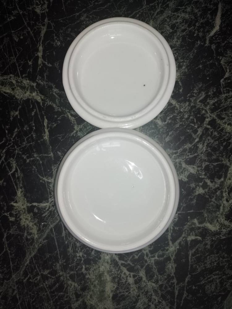 ox_ceramiczna-szkatulka-na-drobiazgi-w-piekne-kwiaty