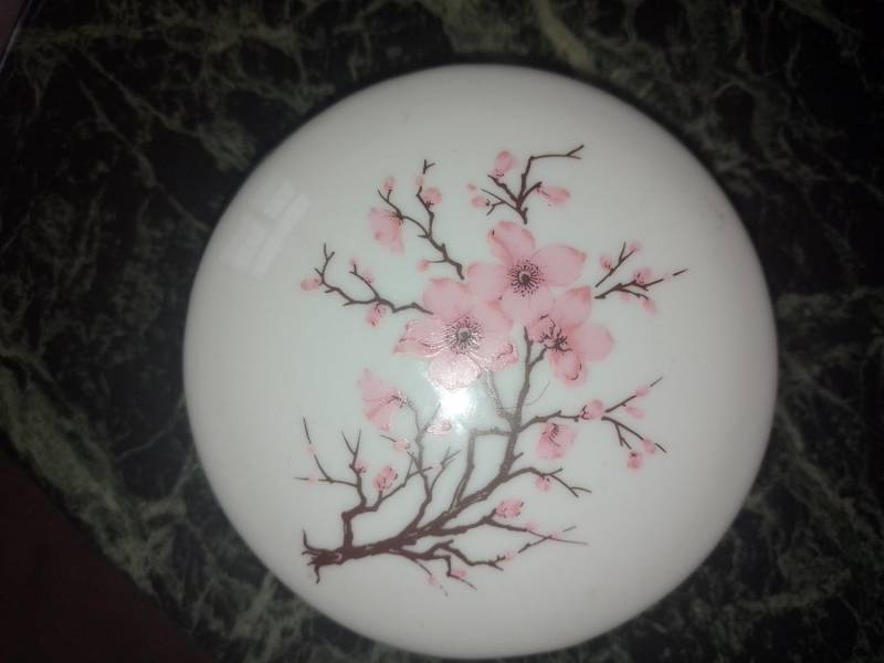 ox_ceramiczna-szkatulka-na-drobiazgi-w-piekne-kwiaty