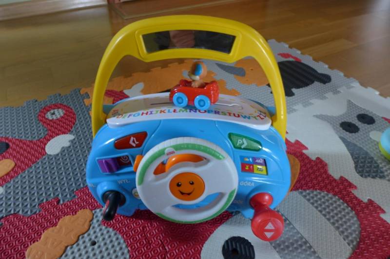 ox_interaktywna-kierownica-fisher-price-puzle-piankowe-oraz-cymbalki