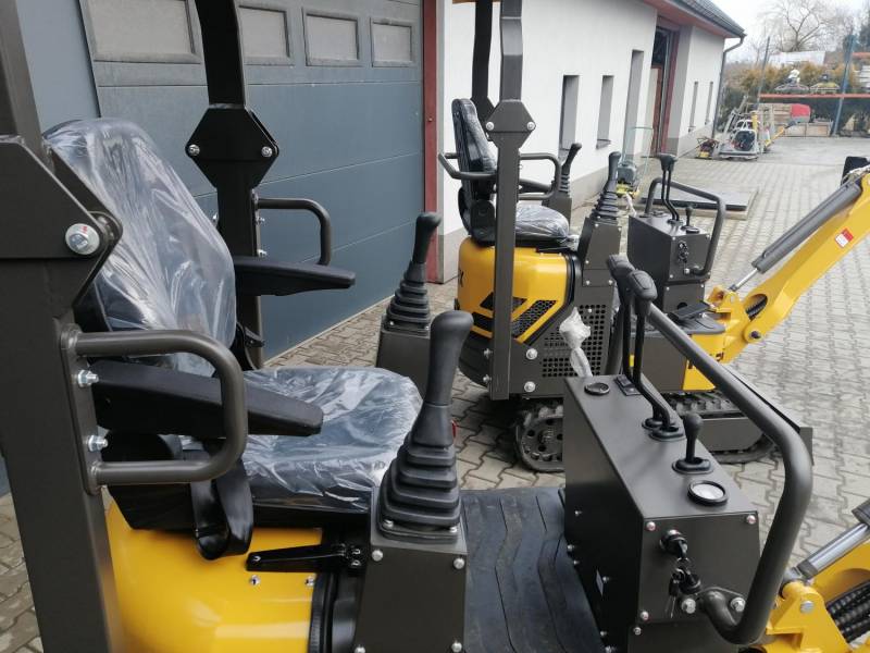 ox_minikoparka-nex-n12-joystick-yanmar-3tnv70-ramie-skretne