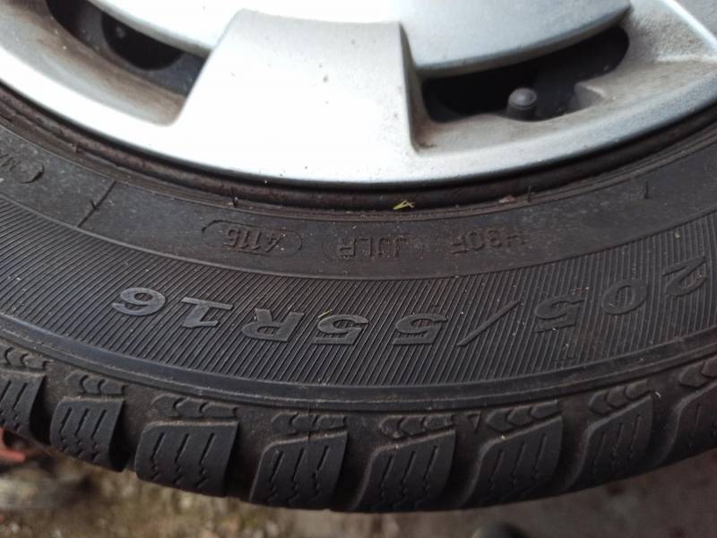 ox_sprzedam-opony-zimowe-z-felgami-do-audi-a3-p8-4szt-03-09r-r1620555