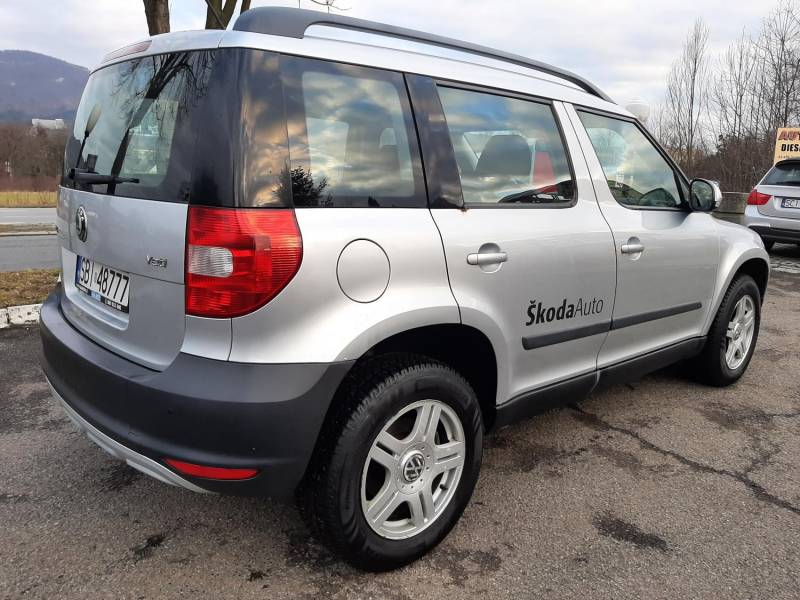 ox_skoda-yeti-20tdi-4x4-salon-polska-2009r