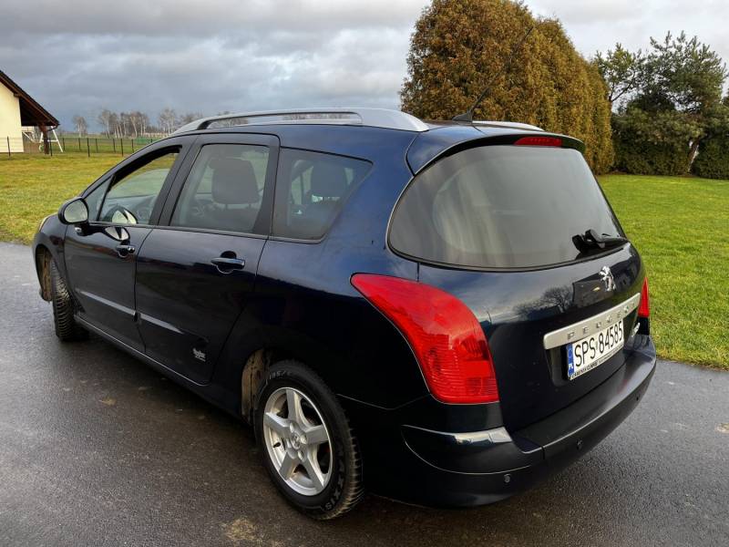 ox_peuegot-308-sw-2010-r-16-auto-rodzinne-ze-spora-ladownoscia-z-domu