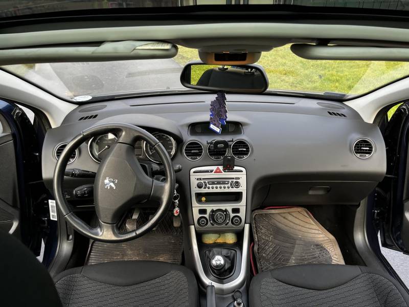 ox_peuegot-308-sw-2010-r-16-auto-rodzinne-ze-spora-ladownoscia-z-domu