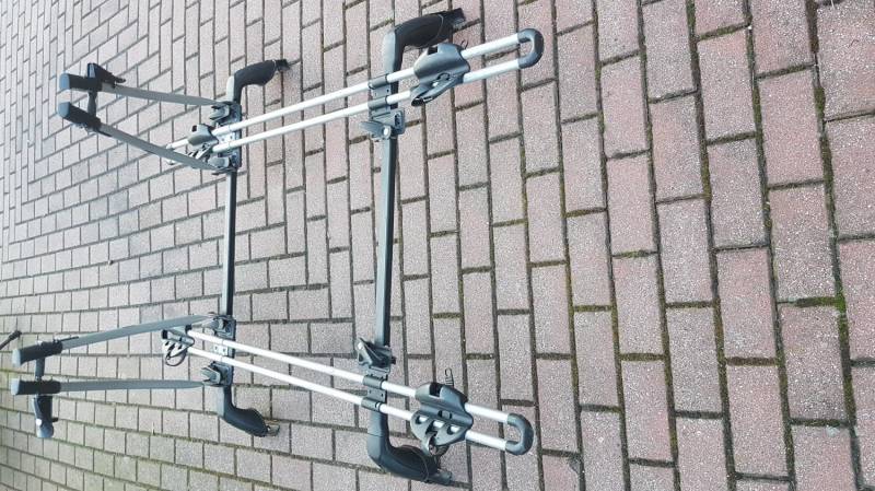 ox_bagaznik-dachowy-thule-peugot-208-ver-2012-2019-na-dwa-rowery