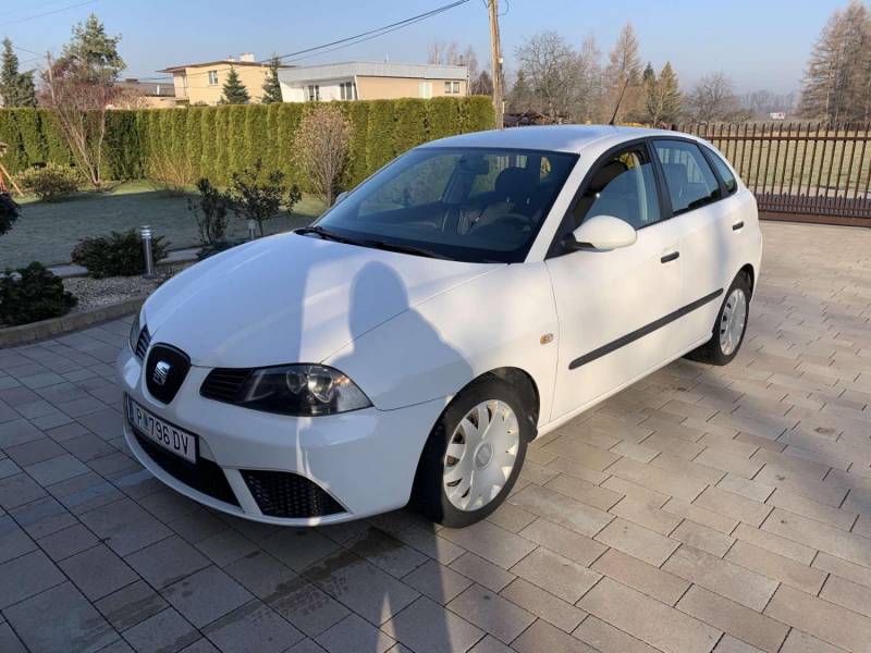 ox_sprzedam-seat-ibiza-12-benzyna-klima-2009r