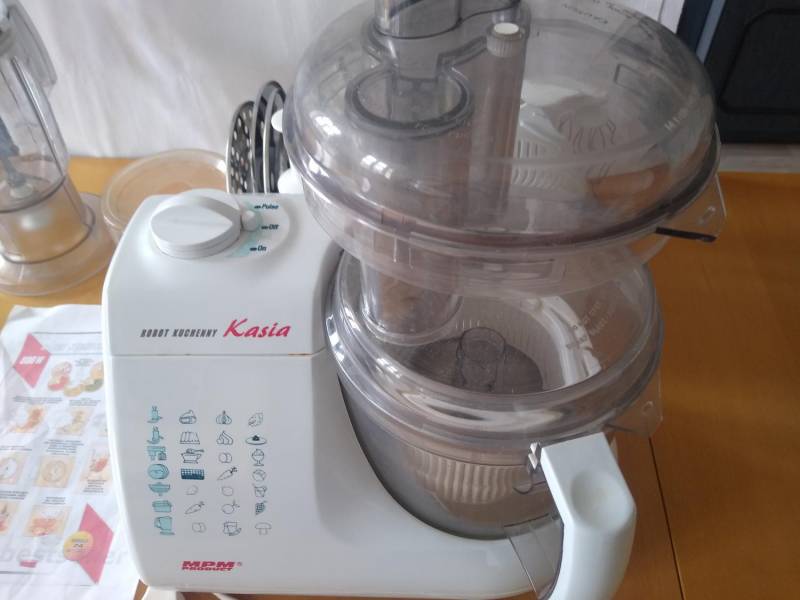 ox_kasia-robot-kuchenny-z-kompletnym-wyposazeniem