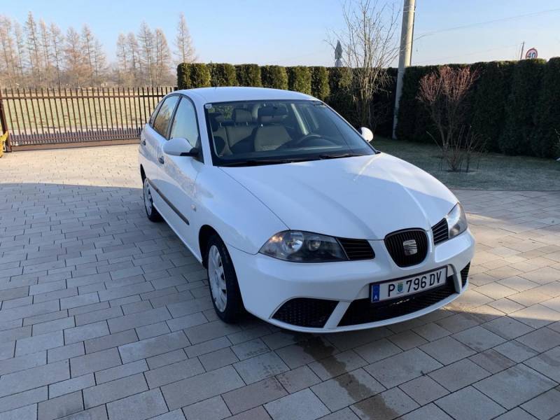 ox_sprzedam-seat-ibiza-12-benzyna-klima-2009r