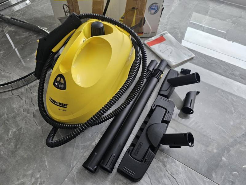ox_swietna-myjka-parowa-karcher-1020-1litr-poj-1500w-duzy-zestaw