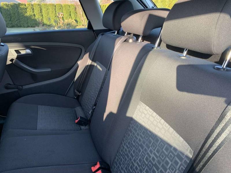 ox_sprzedam-seat-ibiza-12-benzyna-klima-2009r
