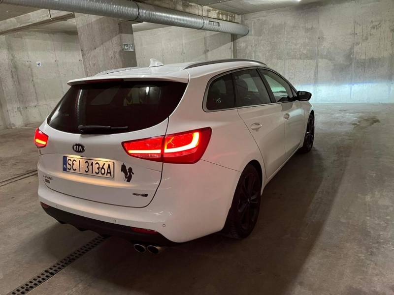 ox_sprzedam-kia-ceed-sw-gt-line