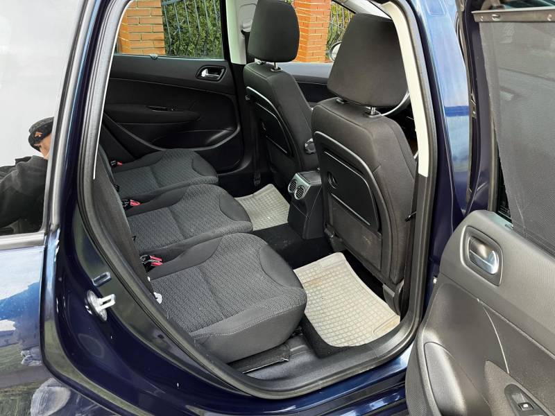 ox_zadbany-peugeot-308-premium-full-opcja-panorama-dach-z-domu-polecam