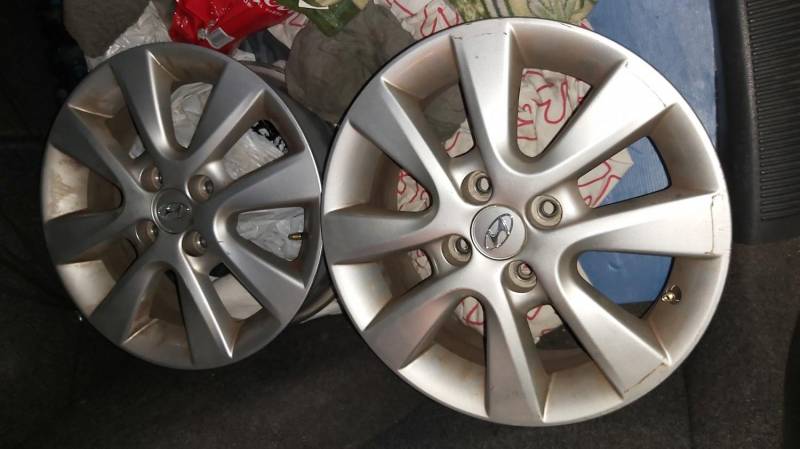 ox_15-felgi-hyundai-i20-4x100