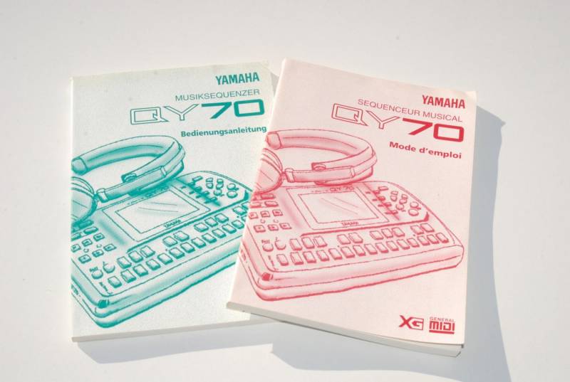 ox_stary-yamaha-qy70-sekwencer-modul-brzmieniowy-anty