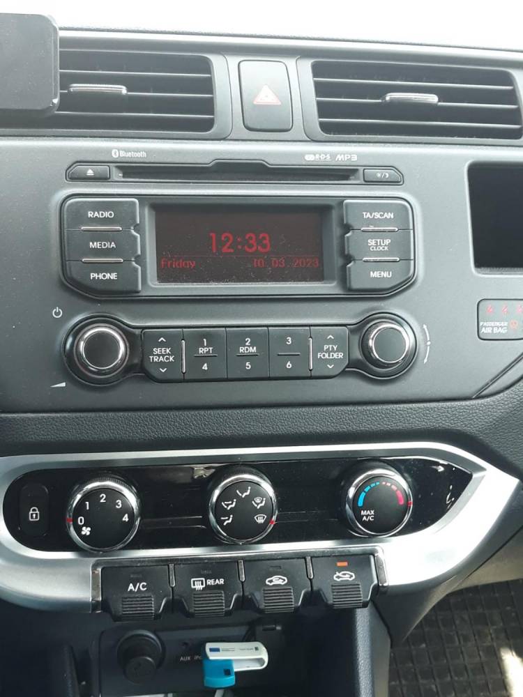 ox_kia-rio-sedan-12-lpg