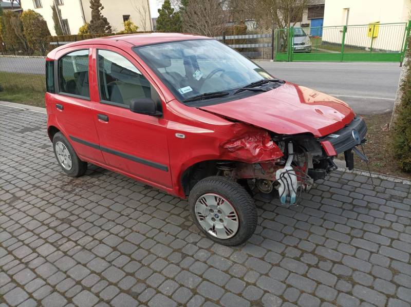 ox_fiat-panda-2007-12-benzyna-uszkodzony