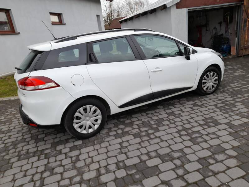 ox_renault-clio-iv-09-tce-90km-kombi-lift-2017-krajowy