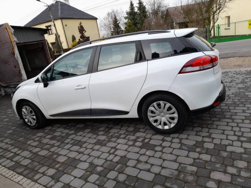 ox_renault-clio-iv-09-tce-90km-kombi-lift-2017-krajowy