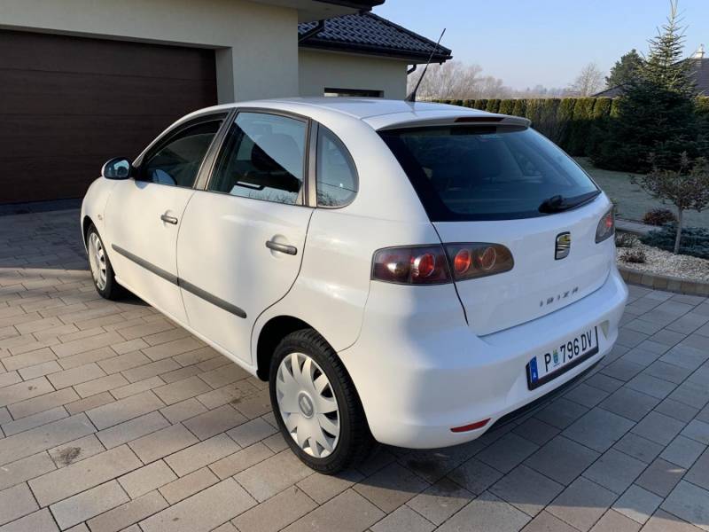 ox_sprzedam-seat-ibiza-12-benzyna-klima-2009r