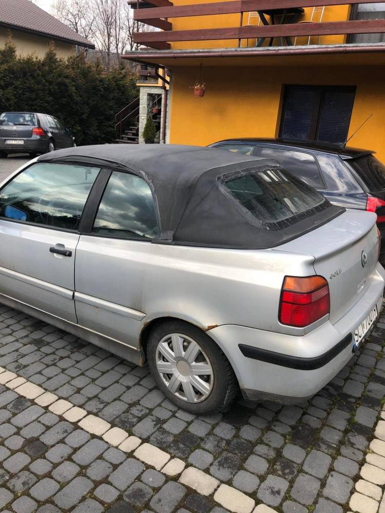 ox_golf-cabrio-16-8v-2000