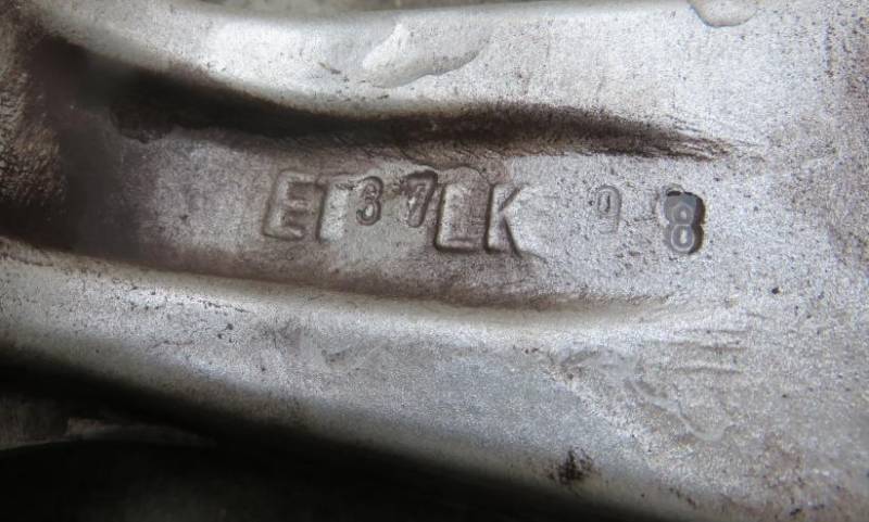 ox_alu-felgi-fmg-15-cali-4x100-65jx15h2-et37-4-szt