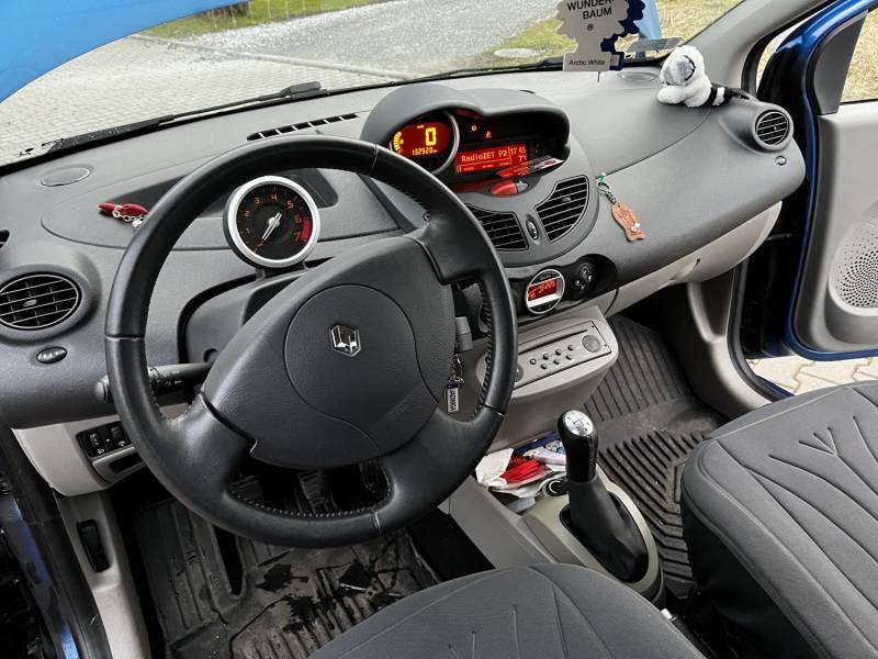 ox_renault-twingo-12-16-v-tce-100-km-benz-wersja-sportowa-auto-prywatne