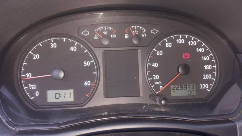 ox_volkswagen-polo