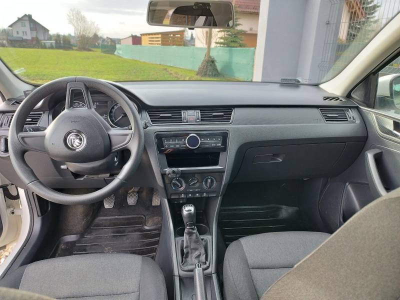 ox_skoda-rapid-2018
